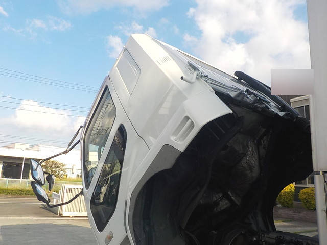 三菱ふそうファイターアルミウイング増トン（6t・8t）[写真13]