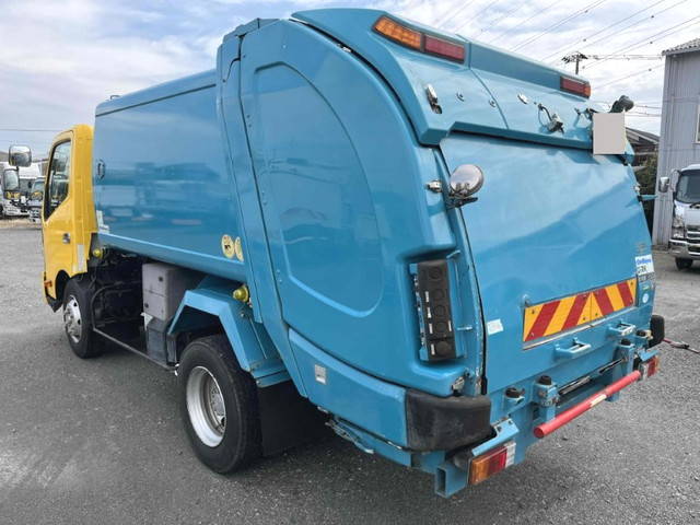 日野デュトロパッカー車（塵芥車）小型（2t・3t）[写真02]