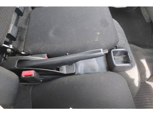 三菱ふそうキャンター平ボディ小型（2t・3t）[写真36]