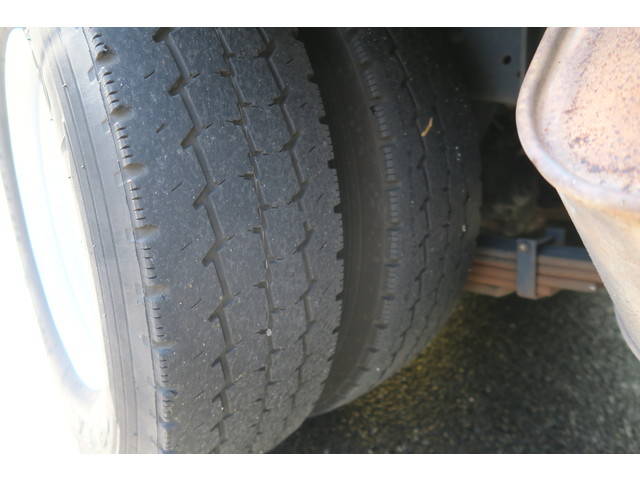 いすゞエルフパッカー車（塵芥車）小型（2t・3t）[写真14]