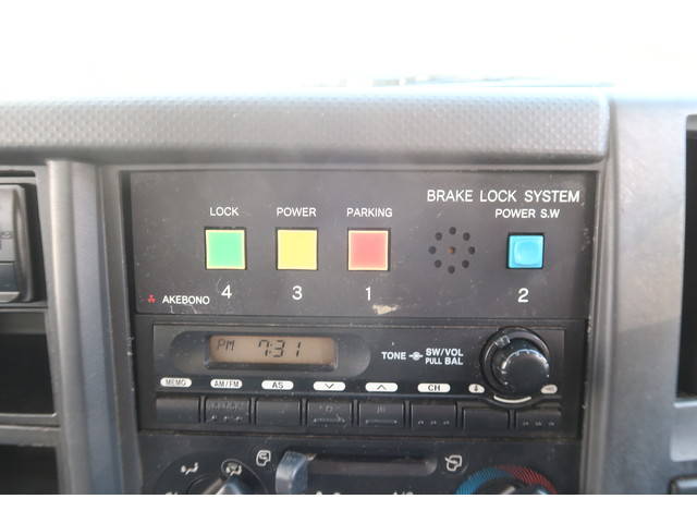 いすゞエルフパッカー車（塵芥車）小型（2t・3t）[写真27]