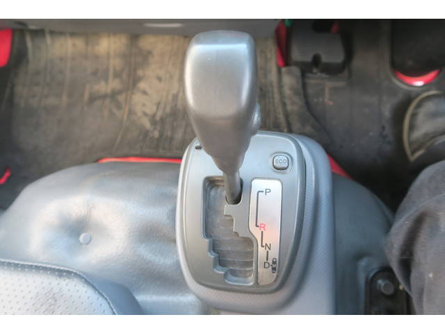 いすゞエルフパッカー車（塵芥車）小型（2t・3t）[写真30]