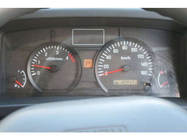 いすゞエルフパッカー車（塵芥車）小型（2t・3t）[写真32]