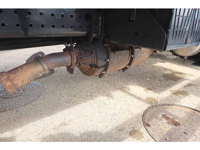 いすゞフォワードアルミウイング中型（4t）[写真20]