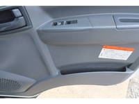 いすゞフォワードアルミウイング中型（4t）[写真29]