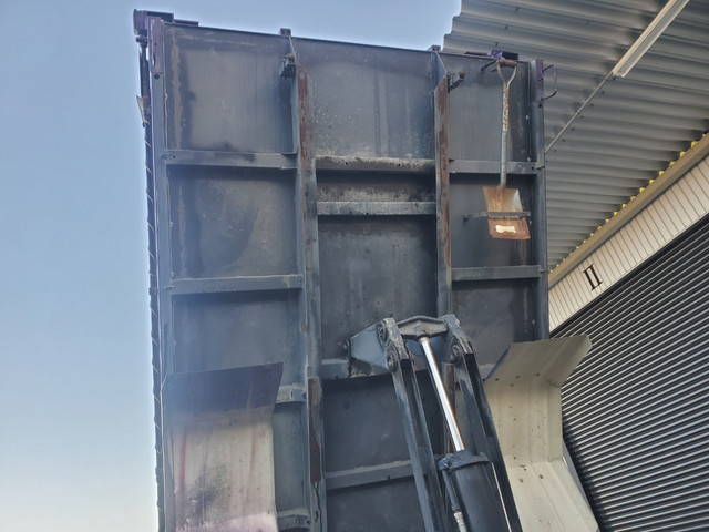 日野レンジャーダンプ中型（4t）[写真12]