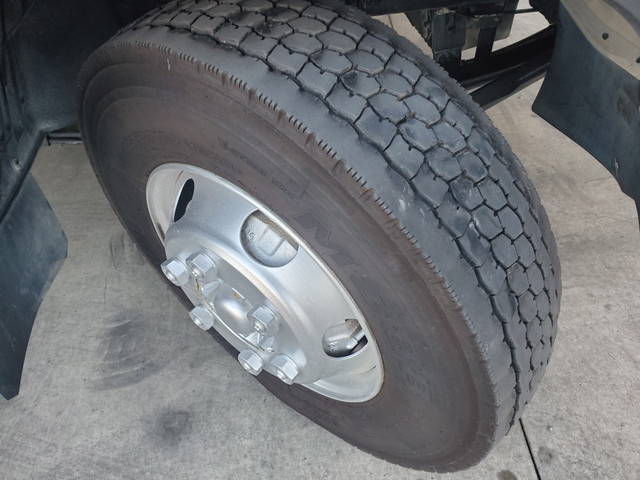 日野レンジャーダンプ中型（4t）[写真23]