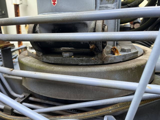 いすゞエルフダンプ・クレーン付小型（2t・3t）[写真19]