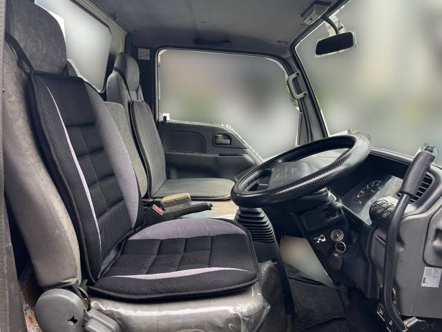 いすゞエルフダンプ・クレーン付小型（2t・3t）[写真34]