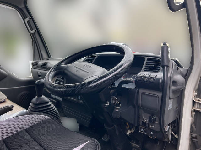 いすゞエルフダンプ・クレーン付小型（2t・3t）[写真35]