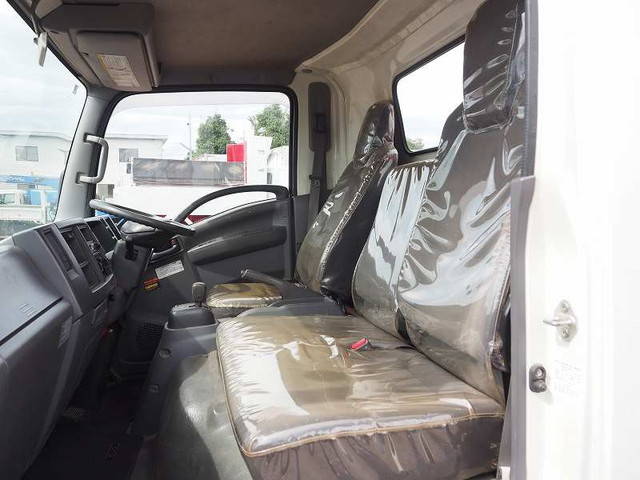 日産アトラスクレーン4段小型（2t・3t）[写真37]