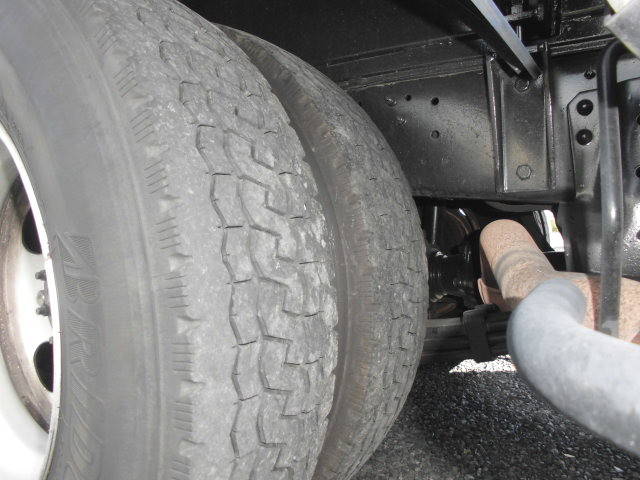 日野デュトロパッカー車（塵芥車）小型（2t・3t）[写真15]