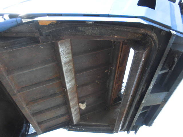 日野デュトロパッカー車（塵芥車）小型（2t・3t）[写真09]