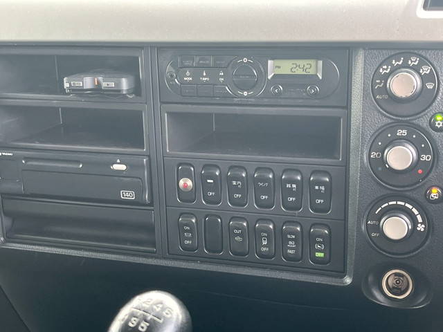 三菱ふそうファイターアルミウイング中型（4t）[写真10]