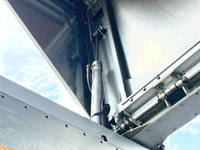 三菱ふそうファイターアルミウイング中型（4t）[写真27]