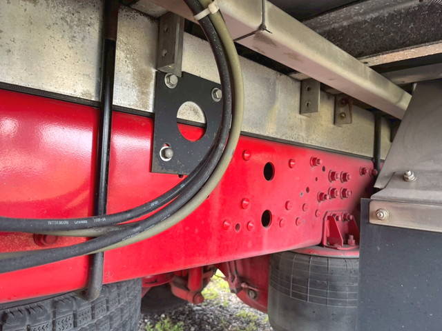 三菱ふそうファイターアルミウイング中型（4t）[写真30]