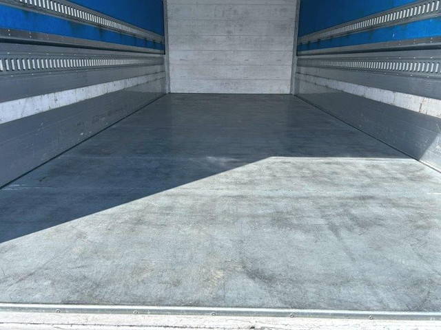 日野レンジャーアルミウイング増トン（6t・8t）[写真11]