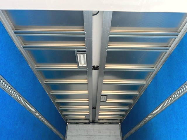 日野レンジャーアルミウイング増トン（6t・8t）[写真12]