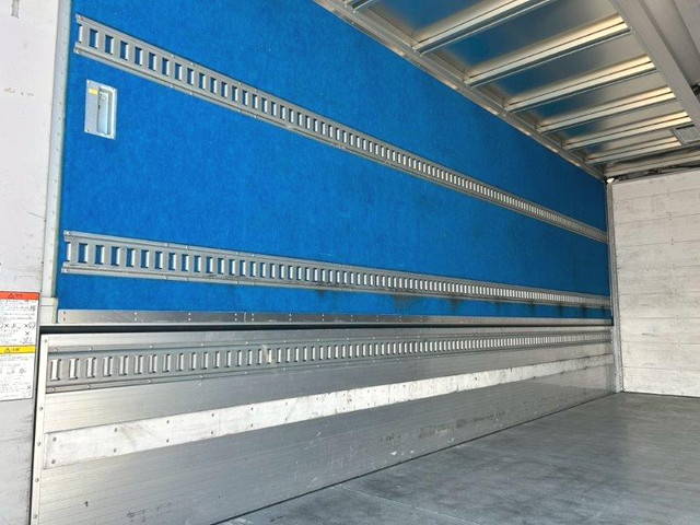 日野レンジャーアルミウイング増トン（6t・8t）[写真13]