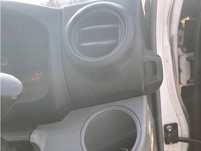 トヨタトヨエース平ボディ小型（2t・3t）[写真17]