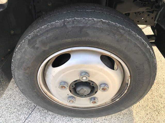 トヨタトヨエース平ボディ小型（2t・3t）[写真25]