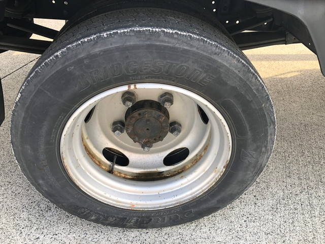 トヨタトヨエース平ボディ小型（2t・3t）[写真28]