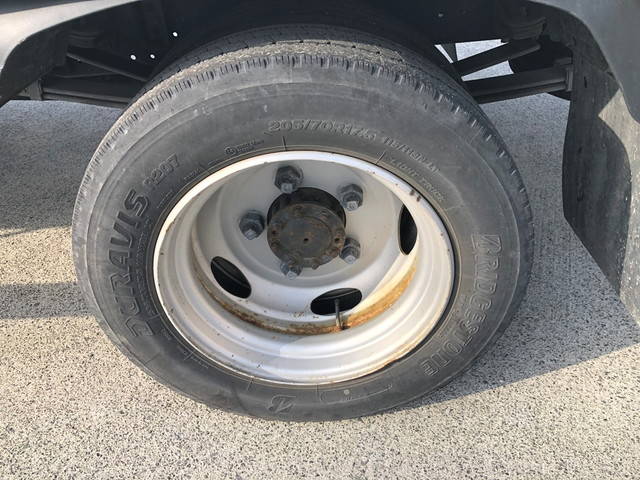 トヨタトヨエース平ボディ小型（2t・3t）[写真31]