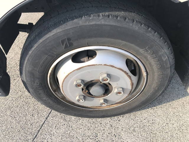 トヨタトヨエース平ボディ小型（2t・3t）[写真35]