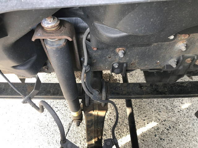 トヨタトヨエース平ボディ小型（2t・3t）[写真36]