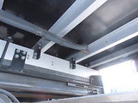 いすゞフォワード冷凍車（冷蔵車）中型（4t）[写真10]