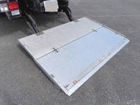 いすゞフォワード冷凍車（冷蔵車）中型（4t）[写真34]