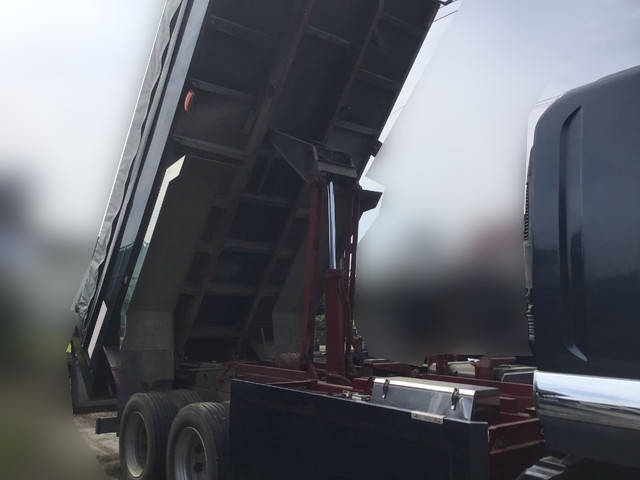 いすゞフォワードダンプ増トン（6t・8t）[写真11]