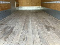 三菱ふそうキャンターアルミバン小型（2t・3t）[写真17]