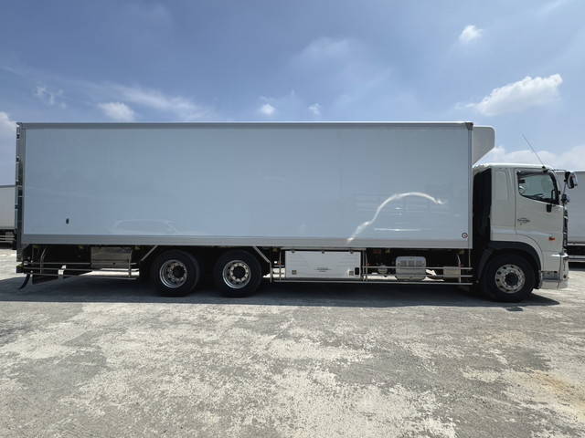 日野プロフィア冷凍車（冷蔵車）大型（10t）[写真07]
