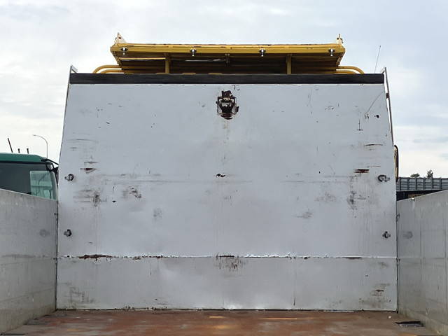 UDトラックスクオンアルミブロック大型（10t）[写真11]