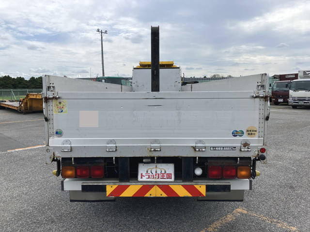 UDトラックスクオンアルミブロック大型（10t）[写真08]