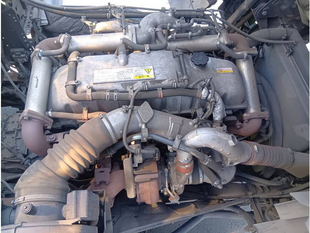 いすゞギガ深ダンプ（土砂禁ダンプ）大型（10t）[写真16]