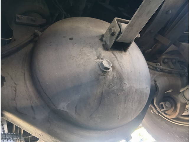 いすゞギガ深ダンプ（土砂禁ダンプ）大型（10t）[写真20]