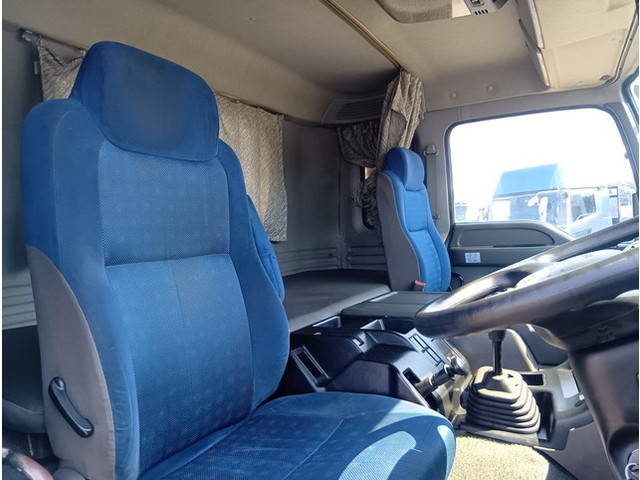 いすゞギガ深ダンプ（土砂禁ダンプ）大型（10t）[写真22]