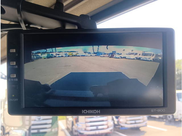 いすゞギガ深ダンプ（土砂禁ダンプ）大型（10t）[写真28]