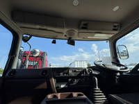 日野レンジャー冷蔵冷凍ウイング中型（4t）[写真14]