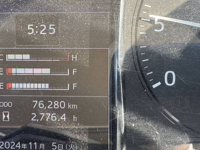 日野レンジャー冷蔵冷凍ウイング中型（4t）[写真14]