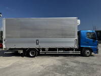 日野レンジャー冷蔵冷凍ウイング中型（4t）[写真09]