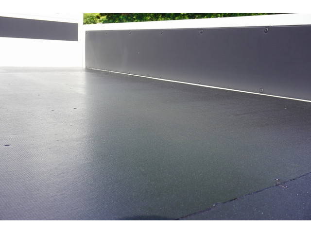 日野デュトロ平ボディ小型（2t・3t）[写真10]