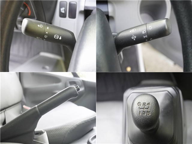 日野デュトロ平ボディ小型（2t・3t）[写真32]