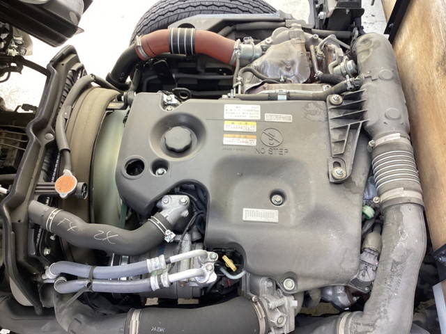 いすゞエルフ平ボディ小型（2t・3t）[写真10]