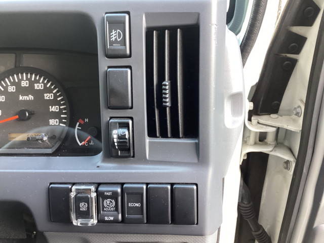 いすゞエルフ平ボディ小型（2t・3t）[写真14]