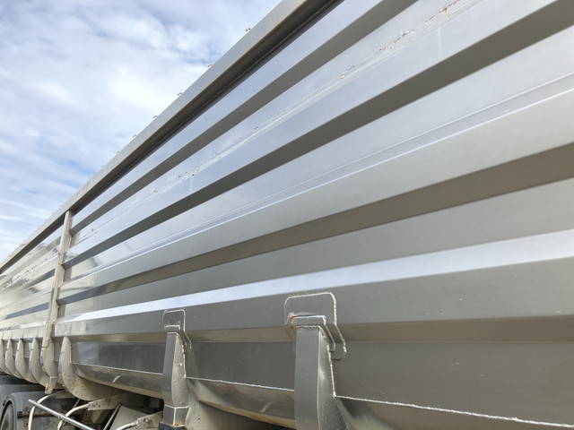 その他のメーカーその他の車種トレーラー（セミトレーラー）大型（10t）[写真05]