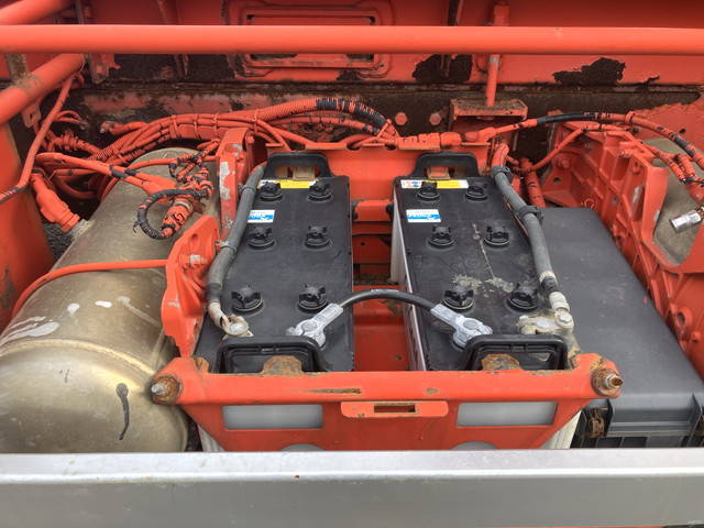 日野プロフィアコンテナ専用車大型（10t）[写真22]