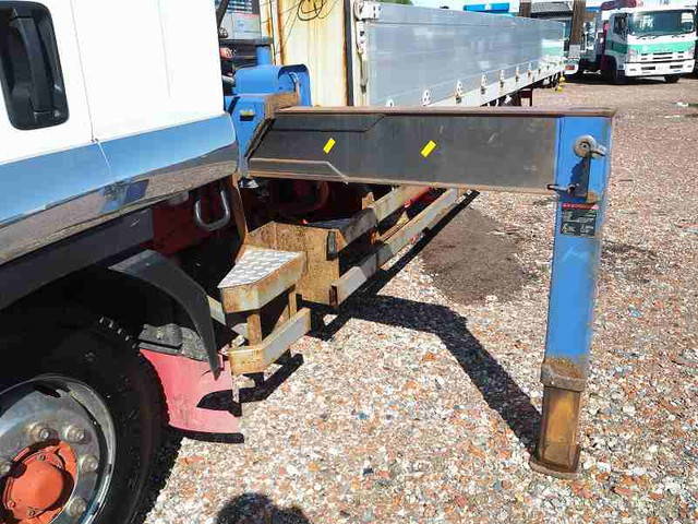 いすゞフォワードクレーン5段増トン（6t・8t）[写真11]